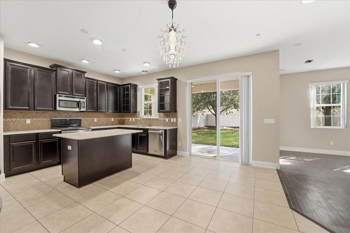 Image No.16-Maison de 4 chambres à vendre à Saint John