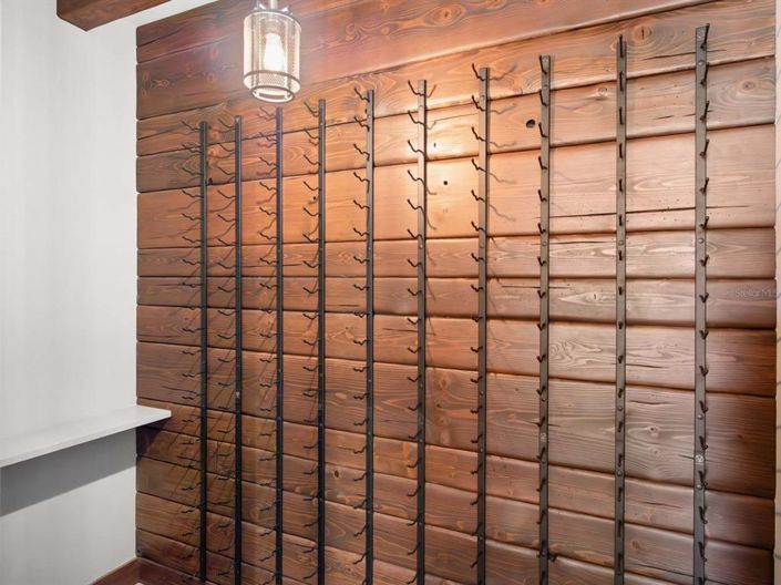 Image No.20-5 Bed House for sale