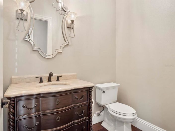 Image No.27-5 Bed House for sale