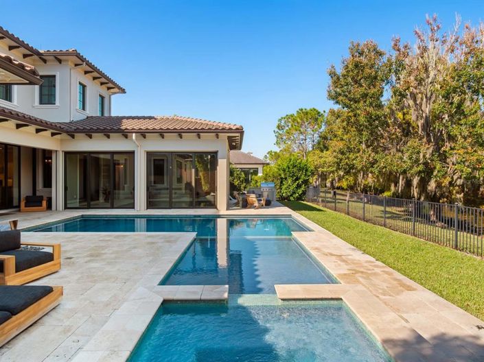 Image No.41-5 Bed House for sale