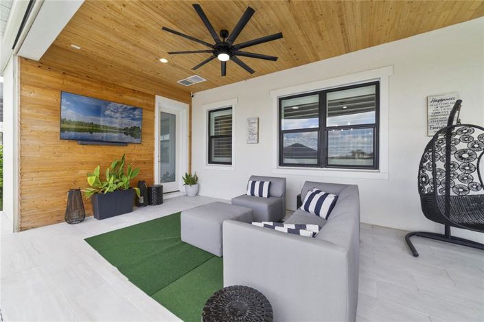 Image No.54-6 Bed House for sale