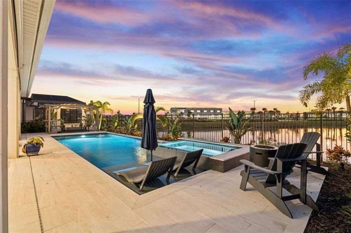 Image No.55-6 Bed House for sale