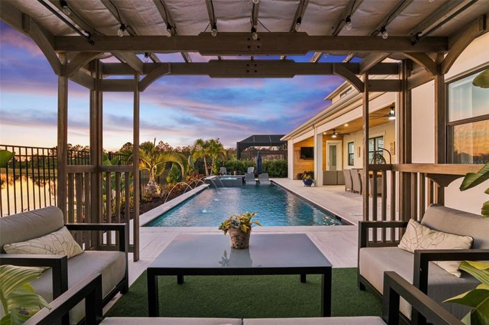 Image No.57-6 Bed House for sale