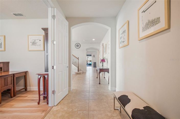 Image No.5-Maison de 5 chambres à vendre à Saint John