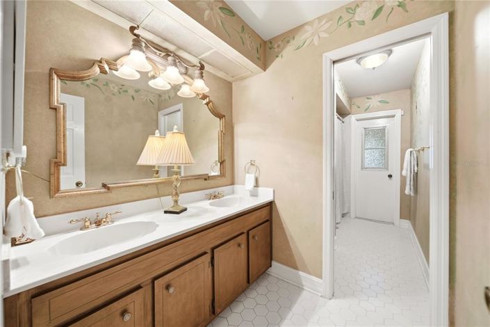 Image No.35-Maison de 4 chambres à vendre à Saint John