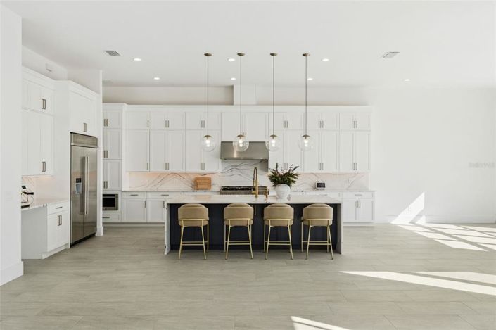 Image No.12-5 Bed House for sale