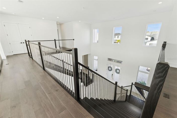 Image No.19-5 Bed House for sale