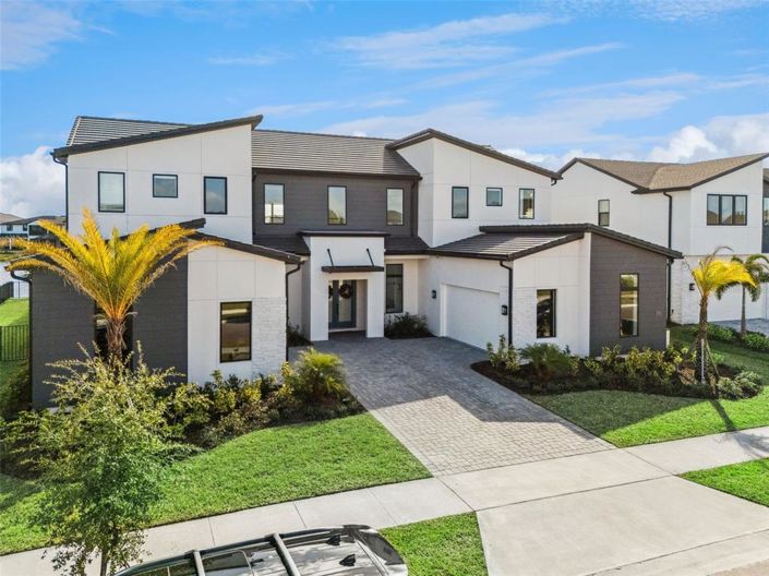 Image No.2-5 Bed House for sale