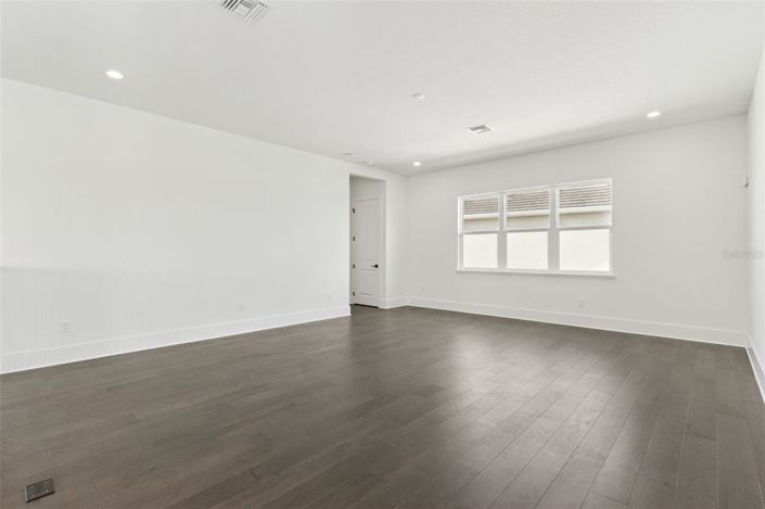 Image No.23-5 Bed House for sale