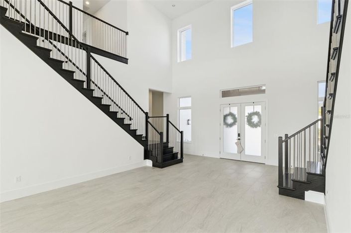 Image No.3-5 Bed House for sale