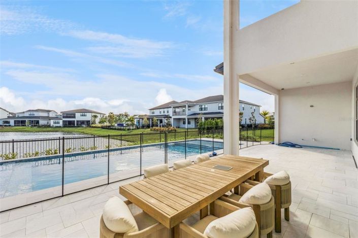 Image No.38-5 Bed House for sale