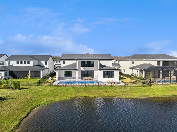 Image No.49-5 Bed House for sale