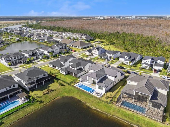 Image No.53-5 Bed House for sale