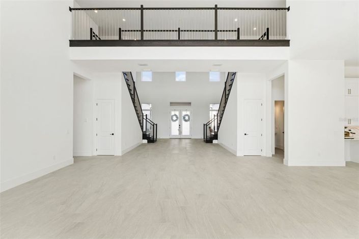 Image No.6-5 Bed House for sale