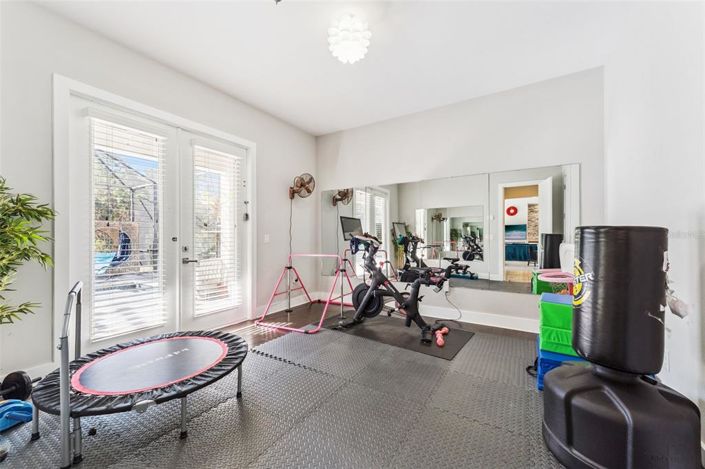 Image No.24-5 Bed House for sale