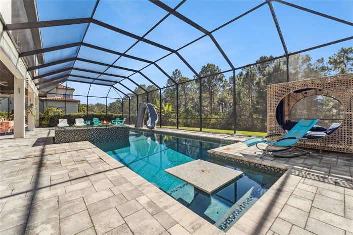 Image No.27-5 Bed House for sale