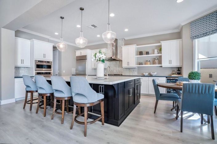 Image No.17-4 Bed House for sale