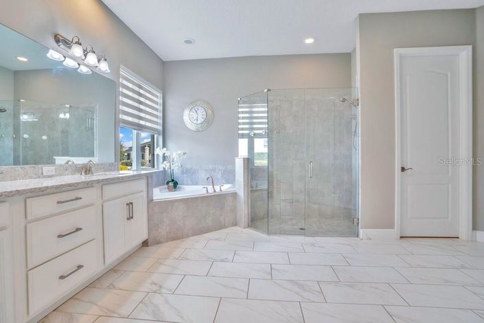 Image No.29-4 Bed House for sale