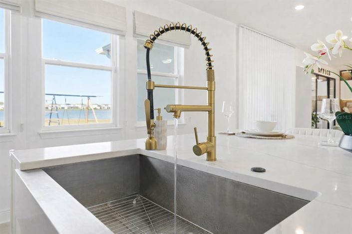 Image No.9-Maison de 4 chambres à vendre à Saint John