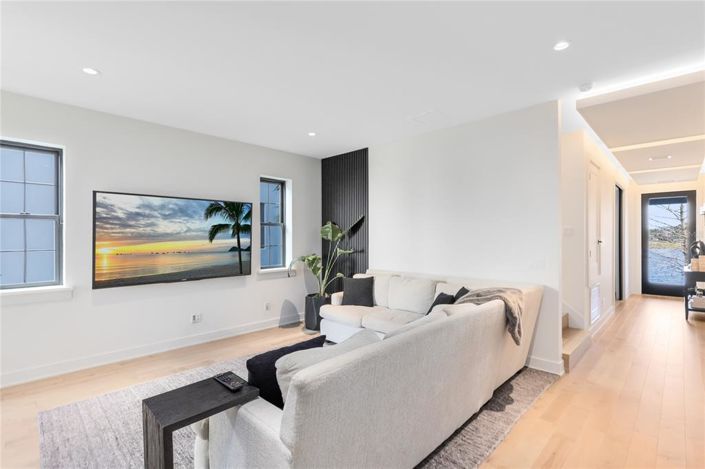 Image No.11-4 Bed House for sale