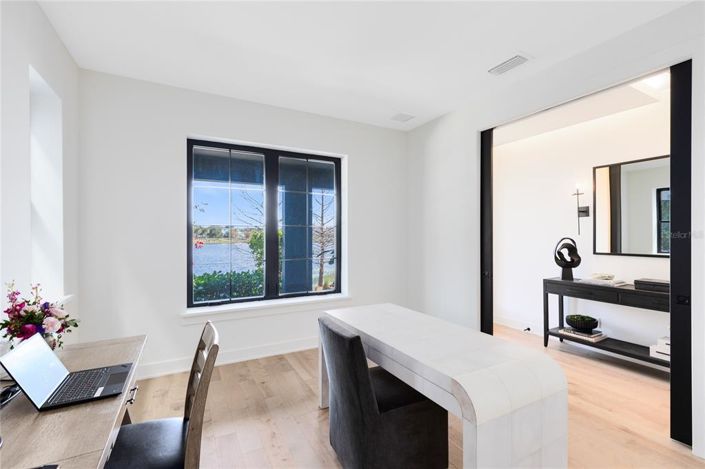 Image No.14-4 Bed House for sale