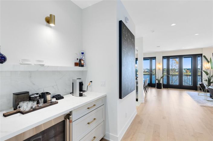 Image No.26-4 Bed House for sale