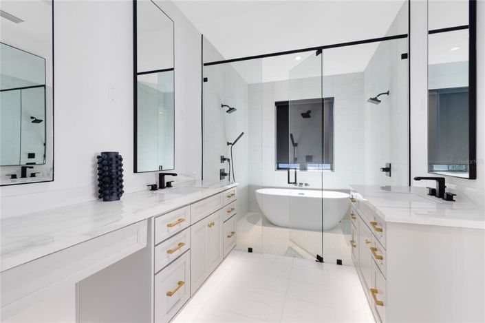 Image No.31-4 Bed House for sale