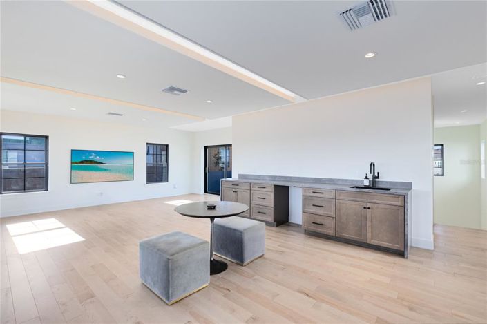 Image No.35-4 Bed House for sale