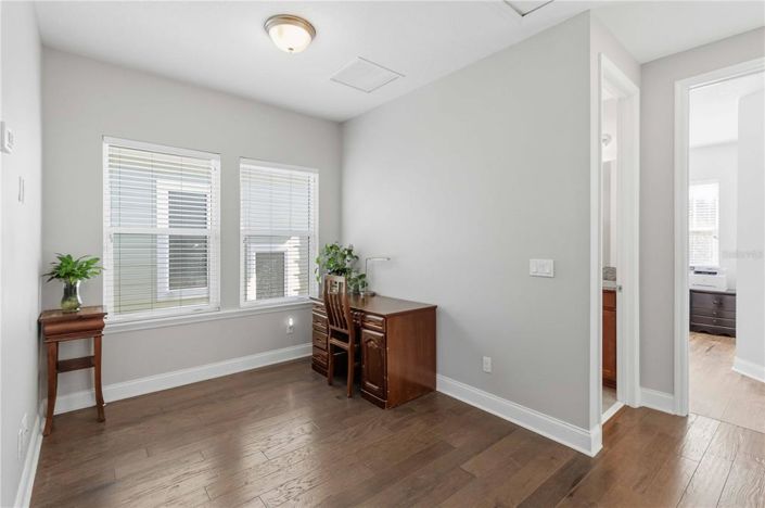 Image No.21-4 Bed House for sale