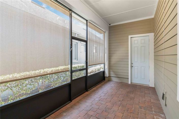 Image No.30-4 Bed House for sale