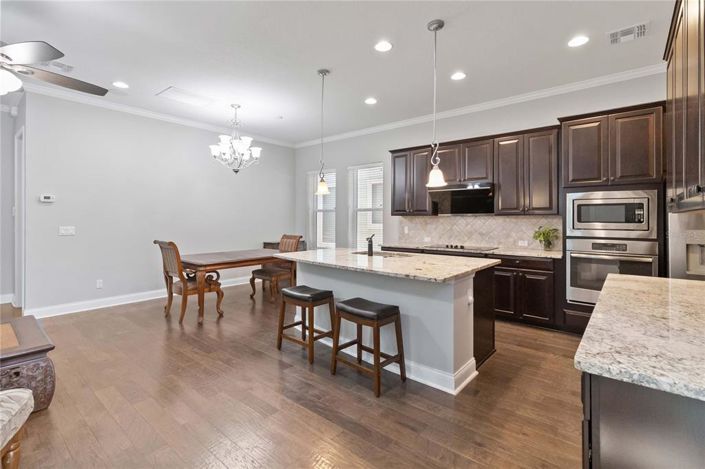 Image No.6-4 Bed House for sale