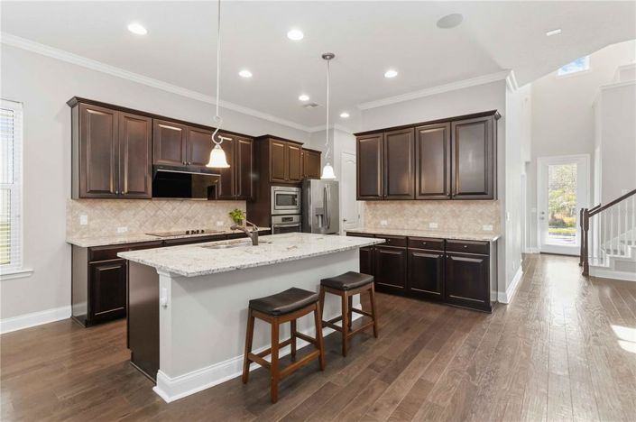 Image No.9-4 Bed House for sale