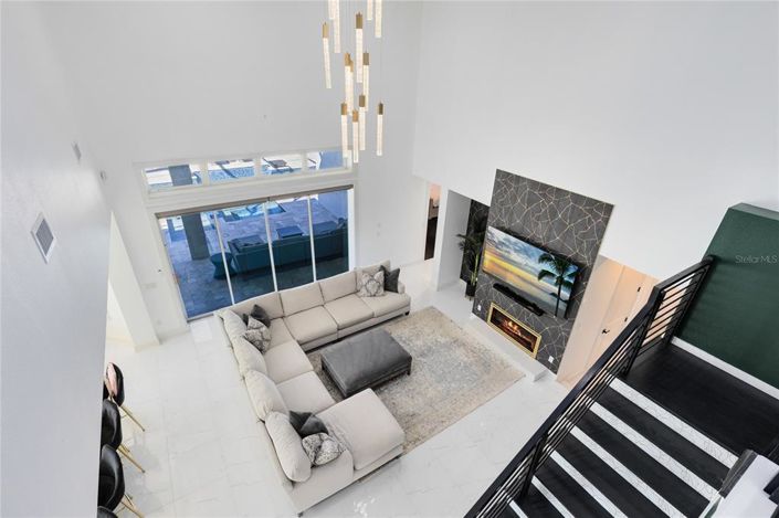 Image No.29-4 Bed House for sale