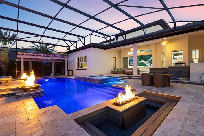 Image No.3-4 Bed House for sale