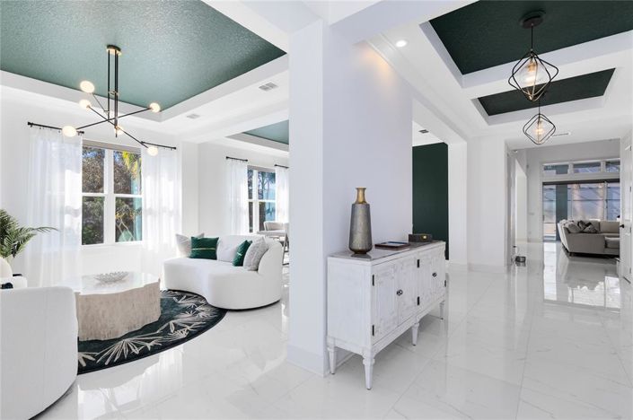 Image No.7-4 Bed House for sale