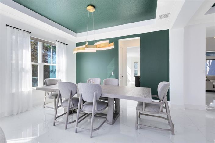 Image No.9-4 Bed House for sale