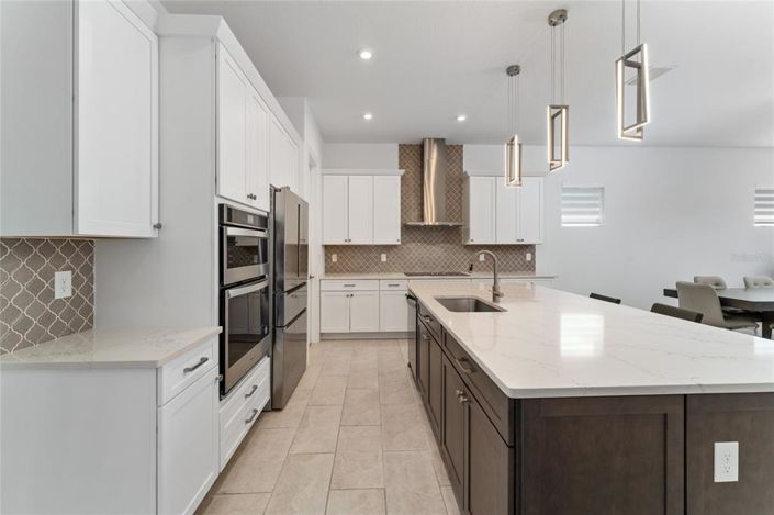 Image No.11-5 Bed House for sale