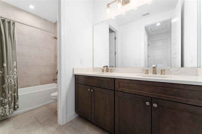 Image No.25-5 Bed House for sale