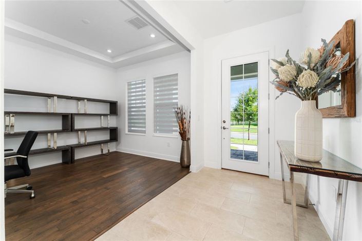 Image No.7-5 Bed House for sale