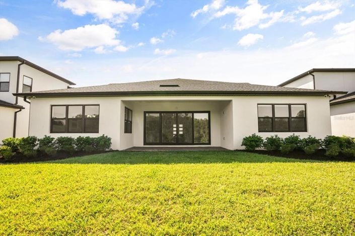 Image No.30-4 Bed House for sale