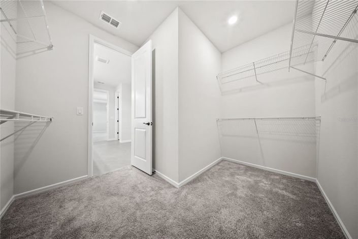 Image No.30-5 Bed House for sale