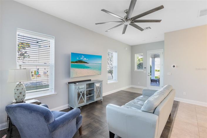 Image No.8-Maison de 4 chambres à vendre à Saint John