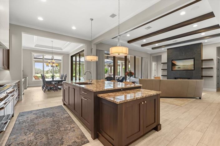 Image No.11-5 Bed House for sale