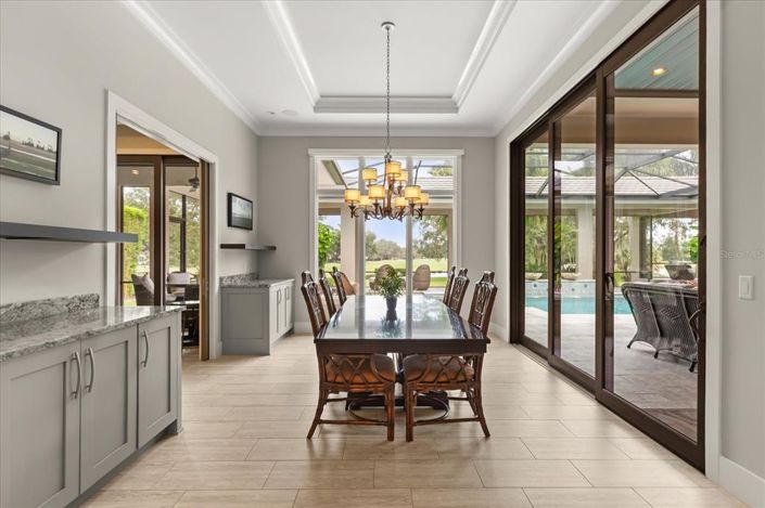 Image No.16-5 Bed House for sale