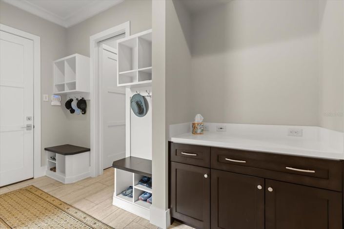 Image No.42-5 Bed House for sale