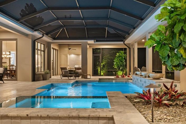 Image No.5-5 Bed House for sale