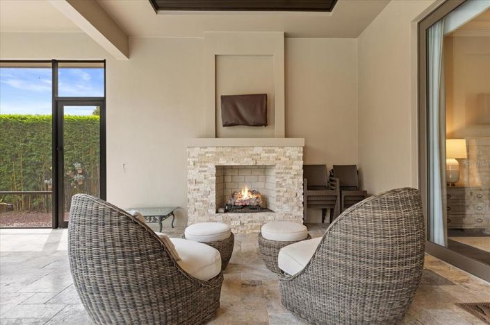 Image No.51-5 Bed House for sale