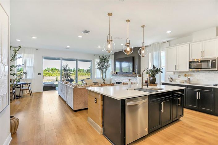 Image No.13-3 Bed House for sale