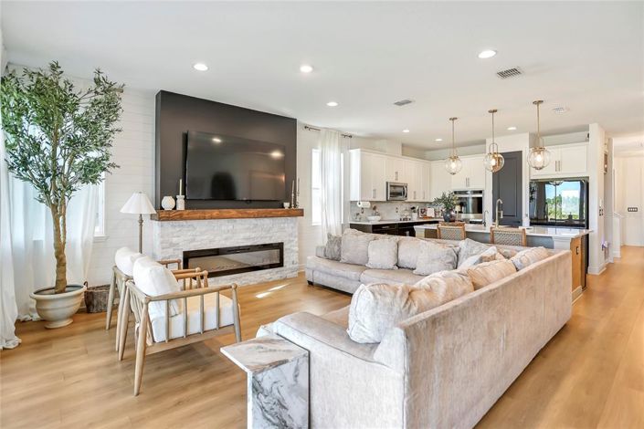 Image No.15-3 Bed House for sale