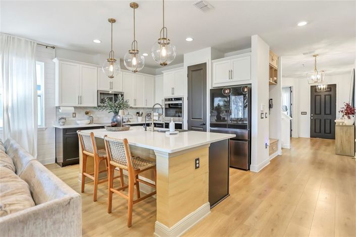 Image No.8-3 Bed House for sale